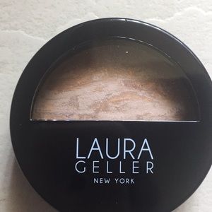 Laura Geller makeup color correcting foundation
